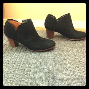 Jack Rogers Marianne Scalloped Low Rise Booties